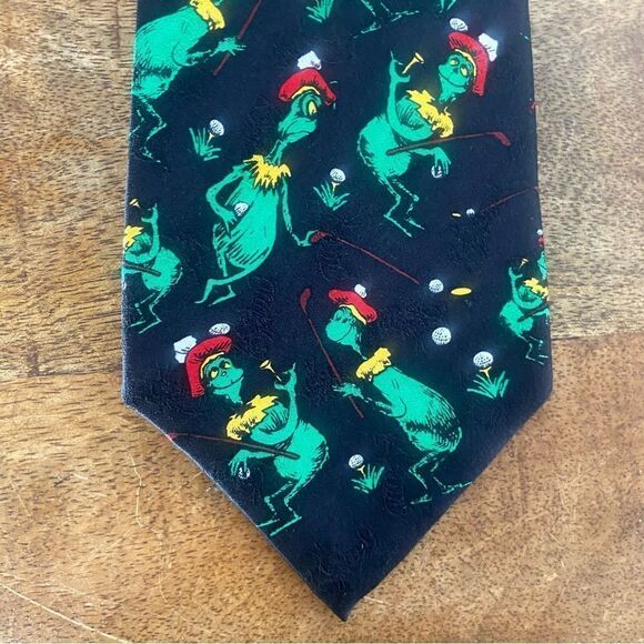 Dr. Seuss Grinch neck tie 100% silk - Picture 2 of 4